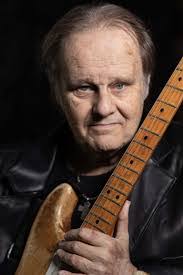 Rudy Wooten's Instagram, Twitter & Facebook