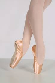 From dance basics like the classic black leotard to new prints and contemporary styles, move dance has the leotard that will have you feeling confident and stylish at your next convention, competition, intensive, or audition. Freed Of London Studios Ii Pointe Shoes