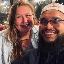 Sudden hand swelling and pain diagnosis