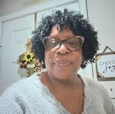 What are some great food trucks for regular circulation in downtown  Lynchburg?