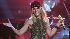 Wahrend ihrer schulzeit wirkte sie in der theater ag mit und sammelte erste buhnenerfahrung. Helene Fischer 7 Unglaubliche Geheimnisse Die Nur Echte Helene Fans Kennen News De