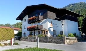 Familienhotel christoph ligger i ellmau am wilden kaiser og tilbyder panoramaudsigt, sportscenter med varieret udbud af. Pension Christoph Westendorf