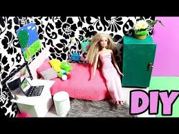 العاب بنات اصنعي غرفه نوم لعبه باربي المدهشه Diy Barbie Doll Bedroom Youtube