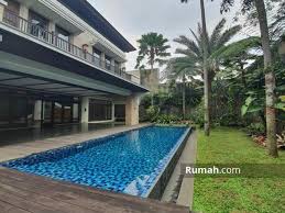 Inilah beberapa rekomendasi kolam renang di bandung untuk referensi liburan bareng keluarga. Rumah Bandung Mewah 2 Lantai Kolam Renang Rumah Di Bandung Mitula Properti