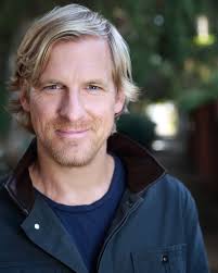 Peter Giles's Instagram, Twitter & Facebook