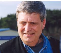 ED HULA, EDITOR <AROUND the RINGS>