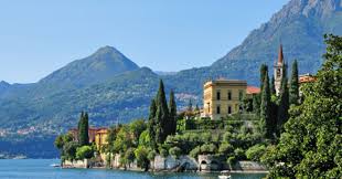 We are offering for sale an apartment of about 400 square meters in via bignanico in one of the most prestigious and panoramic areas of como with a breathtaking view. Famous People Who Live Or Have A House In Italy 2018 Idealista