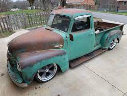 Pin By Edgard Ortiz On Classic Trucks In 2021 Classic Trucks Antique Cars Trucks