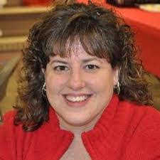 Ruth Mcelwee's Instagram, Twitter & Facebook