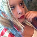 Amber Walmsley's Instagram, Twitter & Facebook