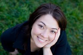 Exotic and irrational entertainment: An exciting young singer: Kindra  Scharich