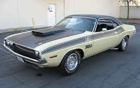 Cream 1970 Chrysler Dodge Challenger