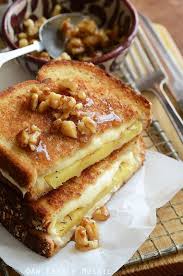 10 Idees De Croque Monsieur Qui Changent Un Peu De L Ordinaire Avec Images Recettes De Cuisine Recette Croquant Recette Croque Monsieur