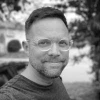 Chris Hartzler's Instagram, Twitter & Facebook