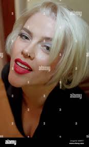 Hospital tv scene hi-res stock photography and images