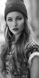 Beautiful Black And White Pictures Of Women S Faces Pin By Hasan Ajm On Beauty Is Beauty Girl Girl Face Portrait