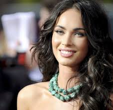 Jul 11, 2021 · megan fox arriving at space jam premiere with mgk at six flags magic mountain in valencia, california on june 29, 2021. Prominente Megan Fox Ist Gerne Die Sexbombe Welt