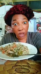 Gyurl you tell dem deh...shine rice bai😋😅😅