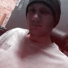 Does S660 has left hand drive? And is it possible to ship in uae? Thanks!