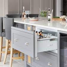 525 Likes 4 Comments Humphrey Munson Humphreymunson On Instagram We Love These Sub Zero Integrated Fridge Freezer Drawers On The Island At The Worces Kok