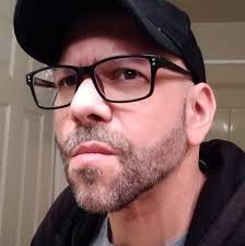 Are signed comics more or less valuable?