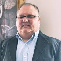 Lonnie Holder's Instagram, Twitter & Facebook