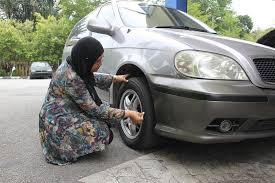 Maybe you would like to learn more about one of these? Pemandu Wanita Sila Lekat 6 Info Tentang Kereta Ini Dalam Kepala Anda