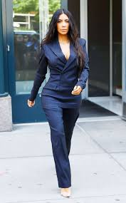 This Is How Kim Kardashian West Does Executive Workwear Celebrity Style Dresses Celebrity Style Casual Celebrity Style Jeans