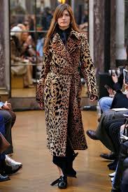 10 Autumn Winter 2020 Trends To Know For Next Season Color Trends Fashion Fashion Trends Winter Winter Fashion Outfits