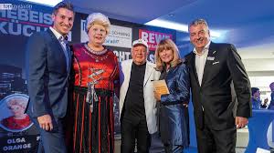 Previously a journalist @business, @handelsblatt, @ft and @faznet. Schafer Schwing Ladt Zum Kuchenschlager