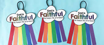 More noah's ark crafts and printables. Noah S Ark Rainbow Craft Fun365