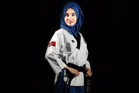 Cantik banget kaka wanita cantik like. Galeri Foto Muda Cantik Berhijab Dan Berprestasi Inilah 11 Potret Juara Dunia Taekwondo Asal Turki Bolasport Com