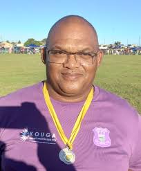 Kruisfontein are band of brothers at war, says Domingo