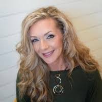 Carl Hoop's Instagram, Twitter & Facebook