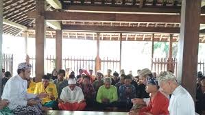 Doa mustajab syekh siti jenar. Syair Doa Santri Syekh Siti Jenar Di Tradisi Tawurji Regional Liputan6 Com