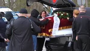 Listen to goman | soundcloud is an audio platform that lets you listen to what you love and share the sounds you create. Germany Goman Clan Funeral Takes Place In Leverkusen With Heavy Police Presence Amid Pandemic Video Ruptly