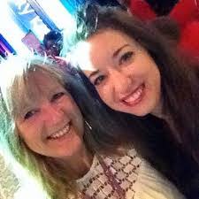 Mandy Bruss's Instagram, Twitter & Facebook