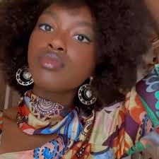 Feeling myself today ✨💖 Serving looks, energy, and a little extra glow!  Who’s feeling the vibe? 😏🔥 #ShiningAlways