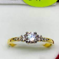 Mematuhi keputusan pihak perempuan : Cincin Merisik Tunang Kahwin Posts Facebook