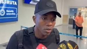 Vuelve" Jhonny Quiñónez vuelve al club Club Atlético #Independiente. Ademas  el Club Barcelona SC decidió NO ejecutar la opción. Por otra parte el  Emelec y el Aucas se encuentran interesados en el