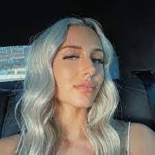 Brandi Keeter's Instagram, Twitter & Facebook