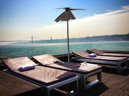 Vu De La Piscine Du Toit Photo De Altis Belem Hotel Spa Lisbonne Tripadvisor