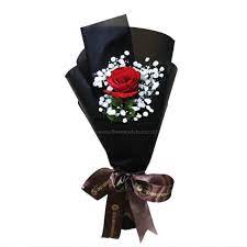 Rangkaian bunga diklasifikasikan berdasarkan bentuk dan modelnya seperti seikat bunga, rangkaian sabit, dan rangkaian bertingkat. Jual Buket Bunga Online Hand Bouquet Aneka Bunga Harga Murah