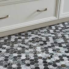 Beautiful floors | beautiful mosaic makes a simple entryway into a gorgeous welcoming. 5 Tile Mosaics To Take Your Floor To A New Level Of Custom Design