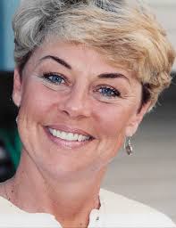 Joanne Barlow's Instagram, Twitter & Facebook