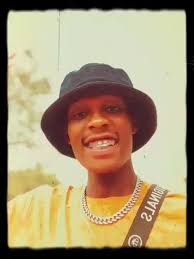 Been a while since @browzakhidd n @maverick_uze dropped new music .Do make  sure you check out their new Single 🔥🔥 Feeling like Ye X4😻❤️