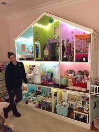 American Doll Dollhouse Designed And Built By My Friend Sandi Amazing Woman Barbiestuff Diy Girls Bedroom American Doll House American Girl House