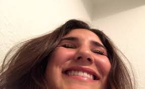 olivia-valentine (@LivinValentine)