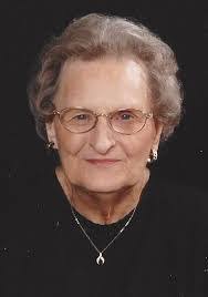 Eula Renner's Instagram, Facebook & TikTok