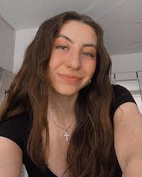 Nicole Major's Instagram, Twitter & Facebook